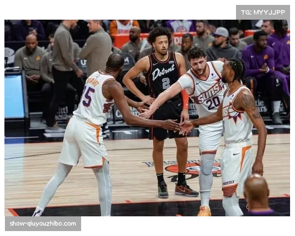 蒙蒂哈里斯内线搭档安排 活塞杜伦与汤普森的前场组合效果